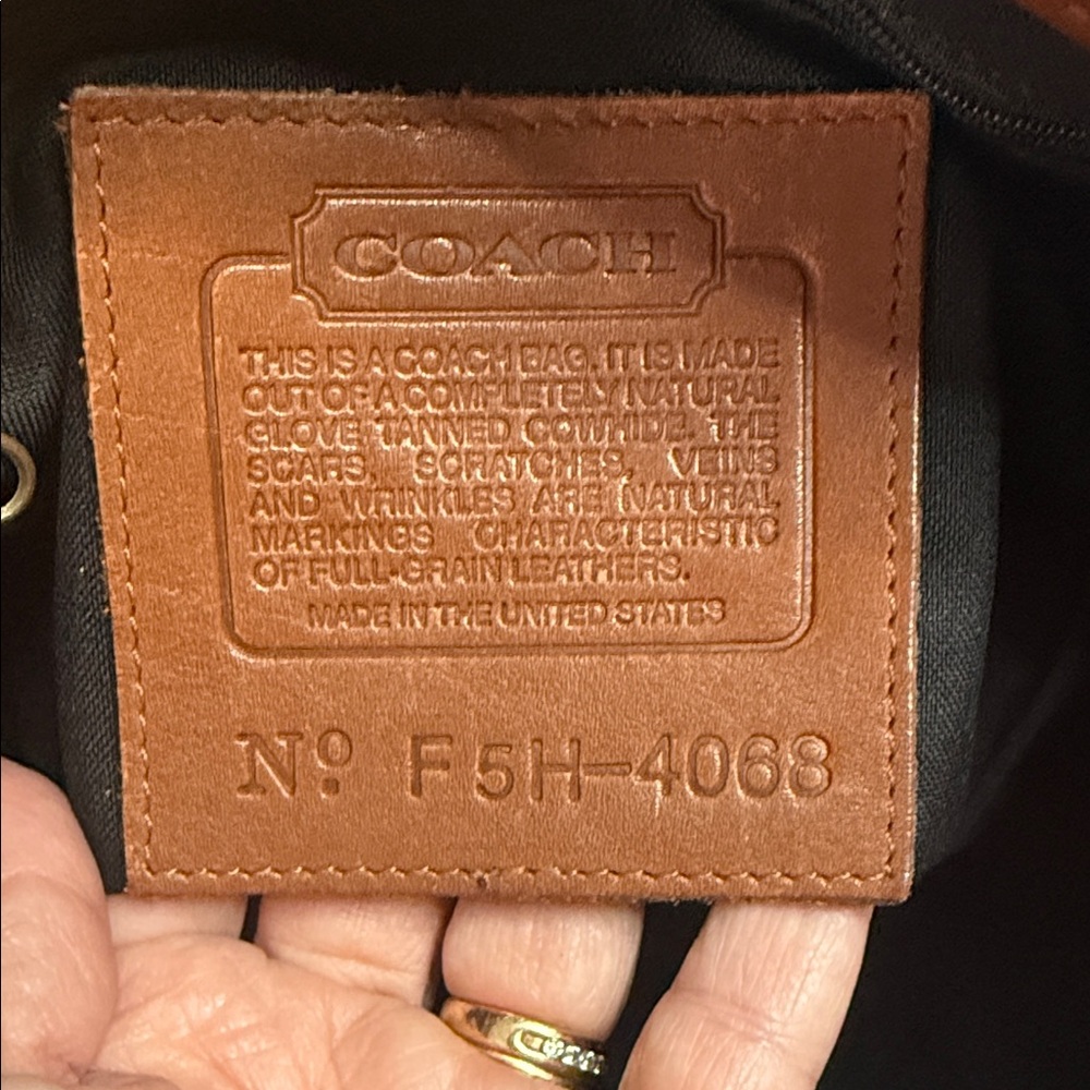 Coach Vintage Lunchbox Tote - Picture 3 of 13